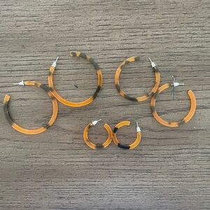 Set of 3 Plastic Tortoise Shell Hoop Earrings